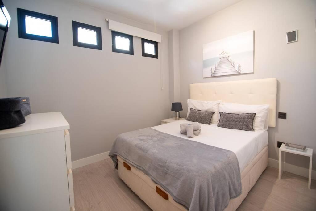 For You Rentals Beautiful Apartment Temporal Santiago Bernabeu Jmc5 Madrid Exterior photo