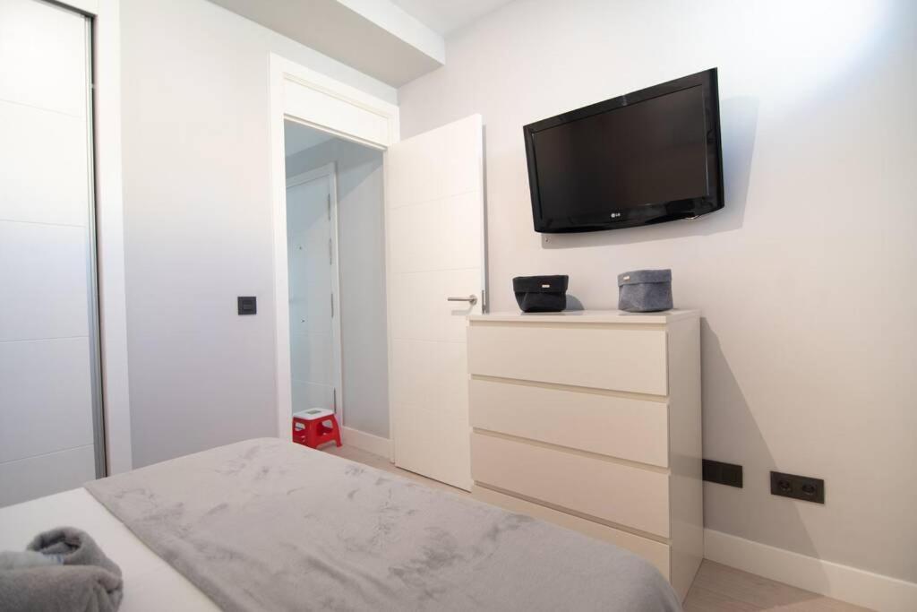 For You Rentals Beautiful Apartment Temporal Santiago Bernabeu Jmc5 Madrid Exterior photo