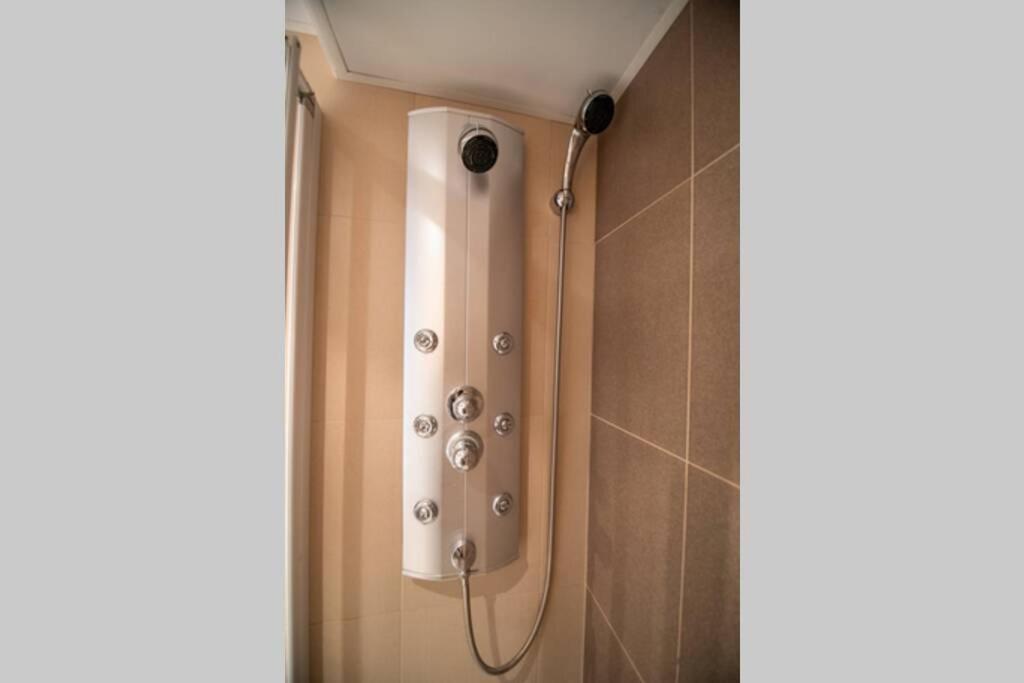 For You Rentals Beautiful Apartment Temporal Santiago Bernabeu Jmc5 Madrid Exterior photo
