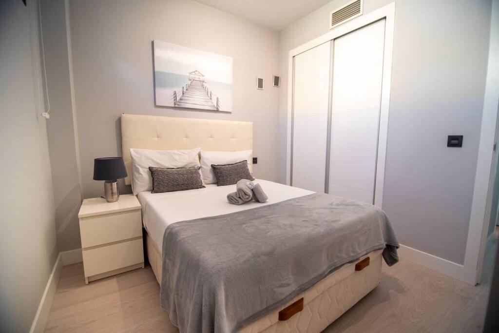 For You Rentals Beautiful Apartment Temporal Santiago Bernabeu Jmc5 Madrid Exterior photo